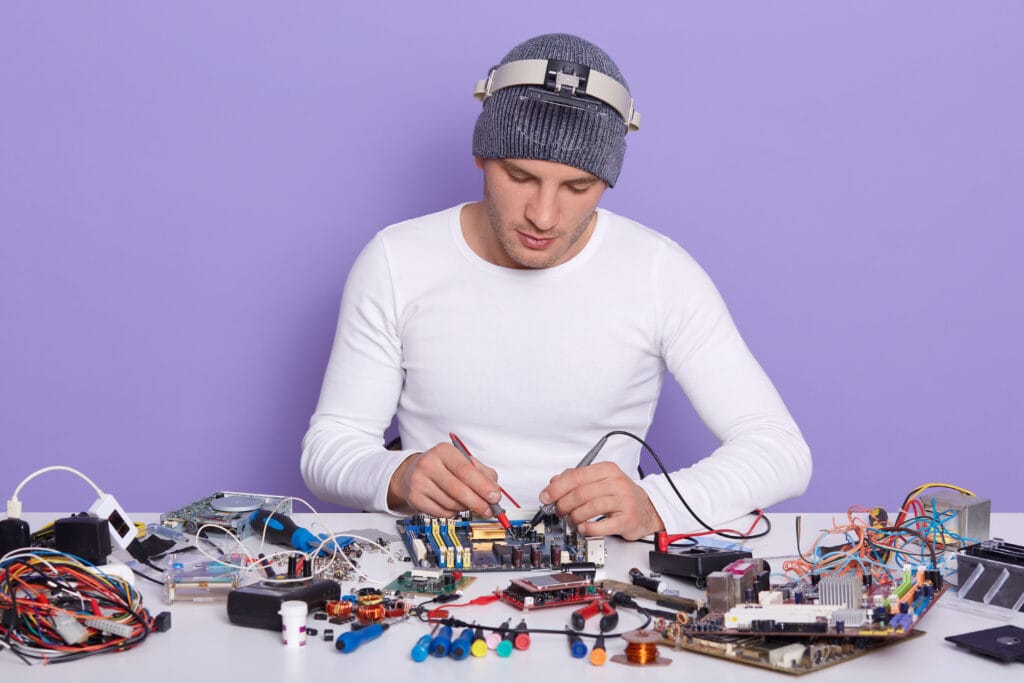 Elektrik Elektronik Ustalık Belgesi Nasıl Alınır?