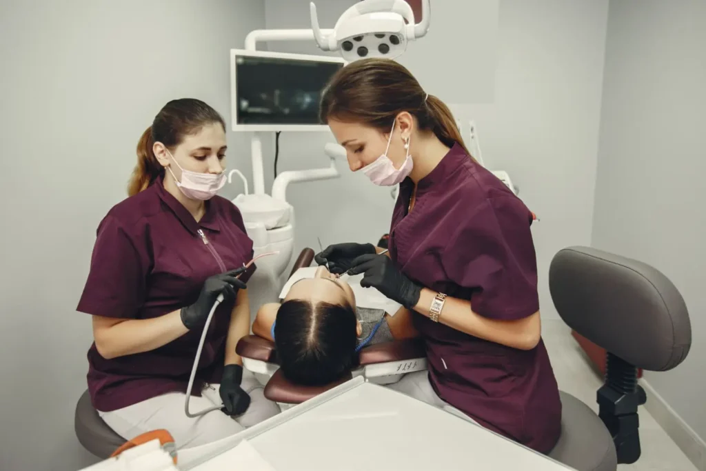 Dental Asistan Nasıl Olunur